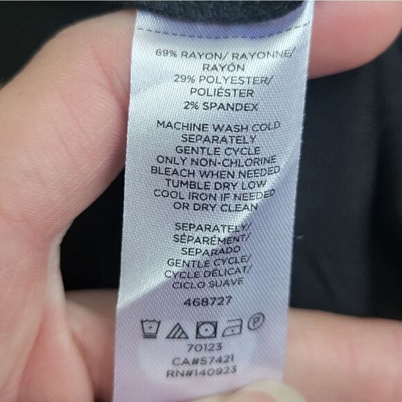 Loft Women's Black Little Mini Dress Size 2 ruffle sleeves fit & flare like new - Picture 4 of 9